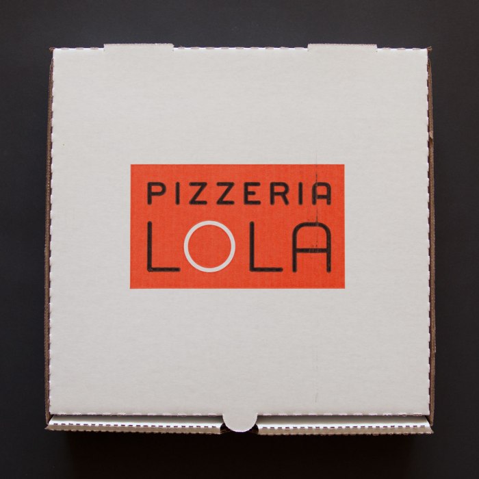 Pizzeria Lola Pizza Box
